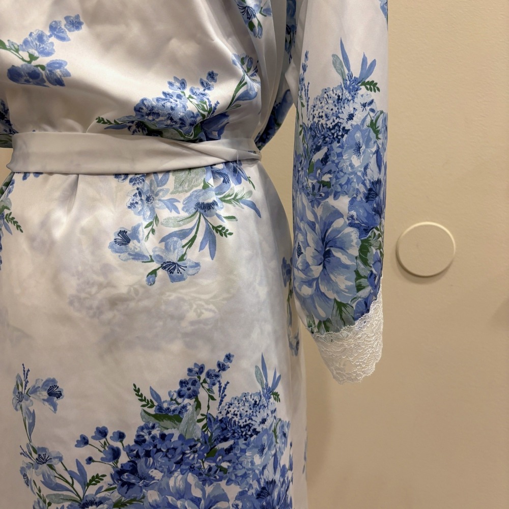 Flora Nikrooz 3pc Satin Pajama Set‎ Robe Camisole Shorts Blue Floral Medium New - Picture 13 of 16